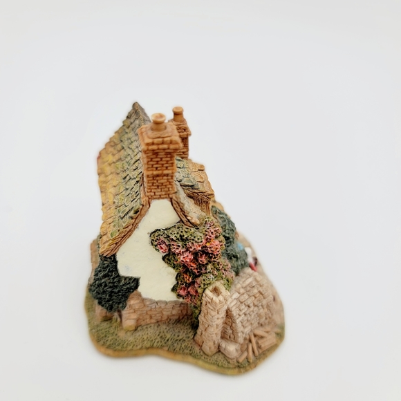 Lilliput Lane | Kiln Cottage | Collectors' Club - Picture 5 of 8